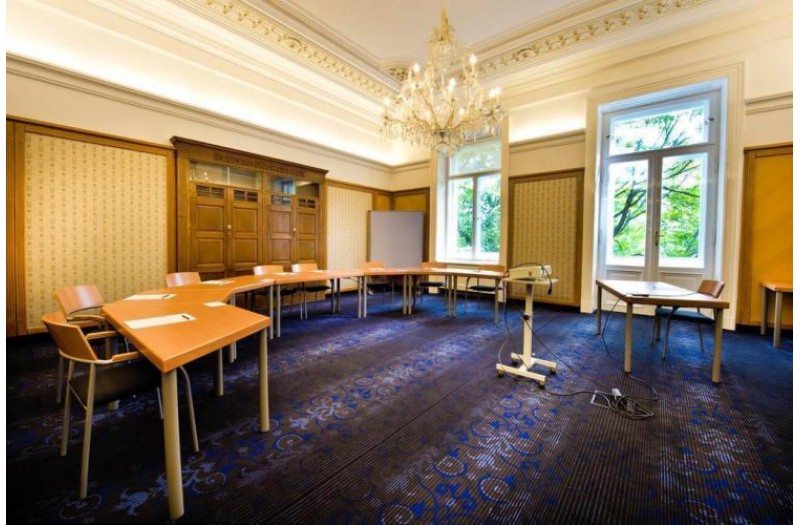Готель Strudlhof Hotel & Palais, 4★ Готель Strudlhof Hotel & Palais, 4★