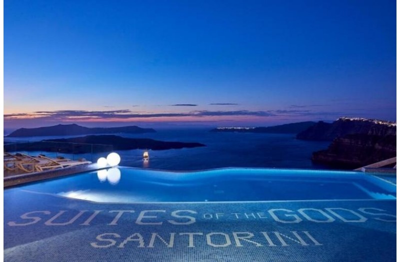 Готель Suites Of The Gods Hotel, 4★
