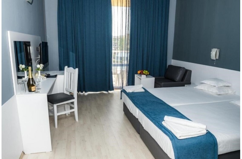 Готель Sun Palace (ex. Sunny Beach Hotel), 4★