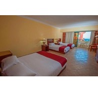 Готель Sun & Sea Hotel, 3★