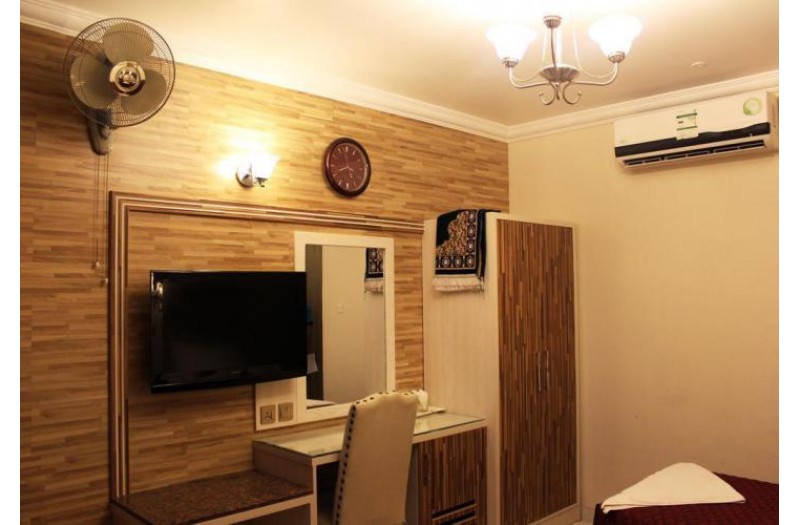Готель Sutchi Hotel, 1★ Готель Sutchi Hotel, 1★