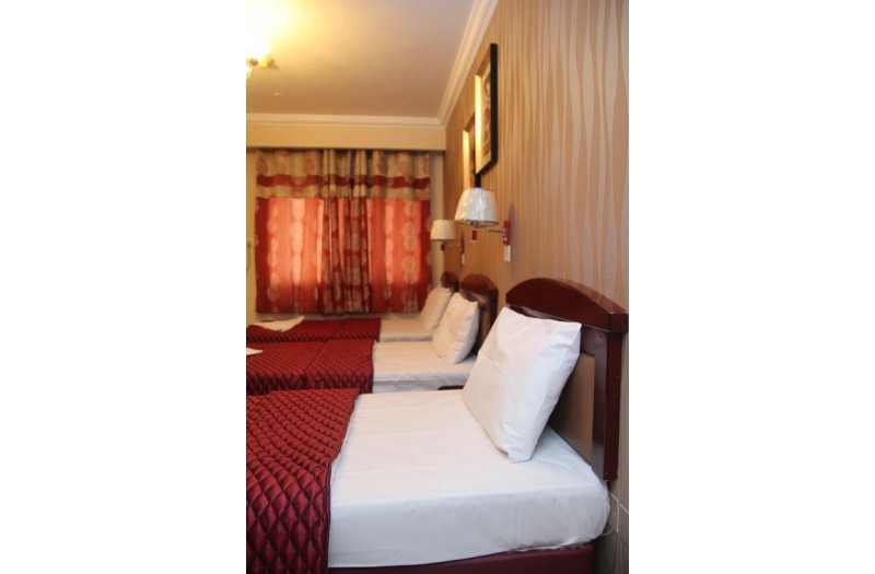 Готель Sutchi Hotel, 1★ Готель Sutchi Hotel, 1★