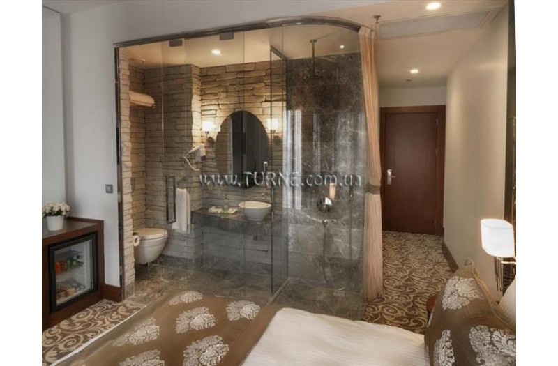 Готель Taksim Life, 4★