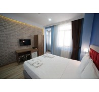 Готель Taksim Park Suites, 2★