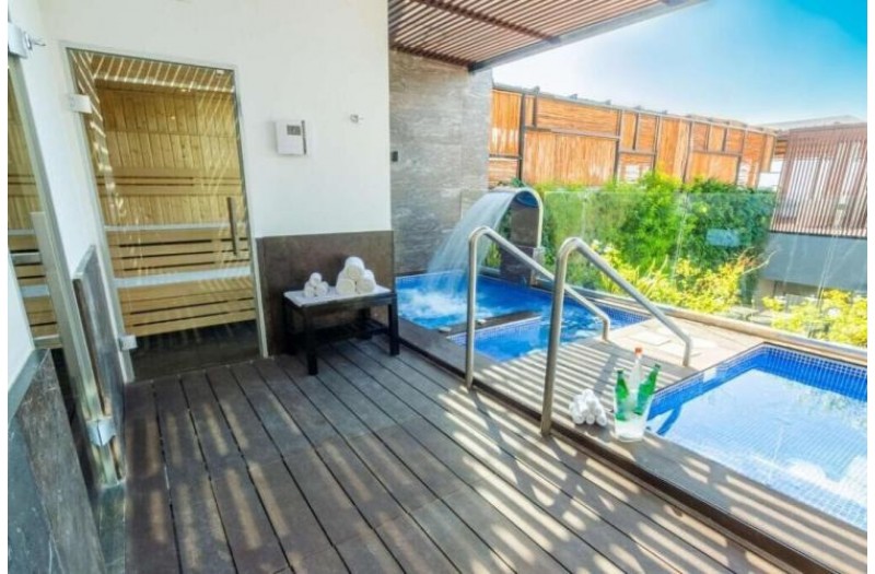 Готель The Fives Downtown Hotel & Residences, 5★ Готель The Fives Downtown Hotel & Residences, 5★