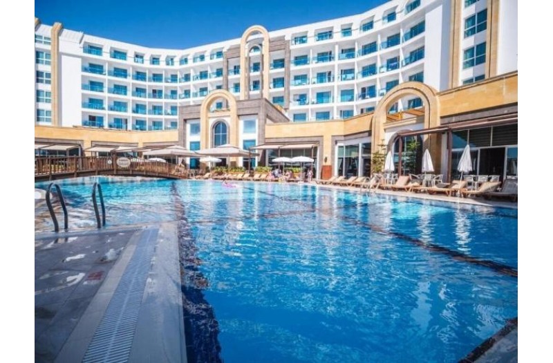 Готель The Lumos Deluxe Resort Hotel Spa, 5★