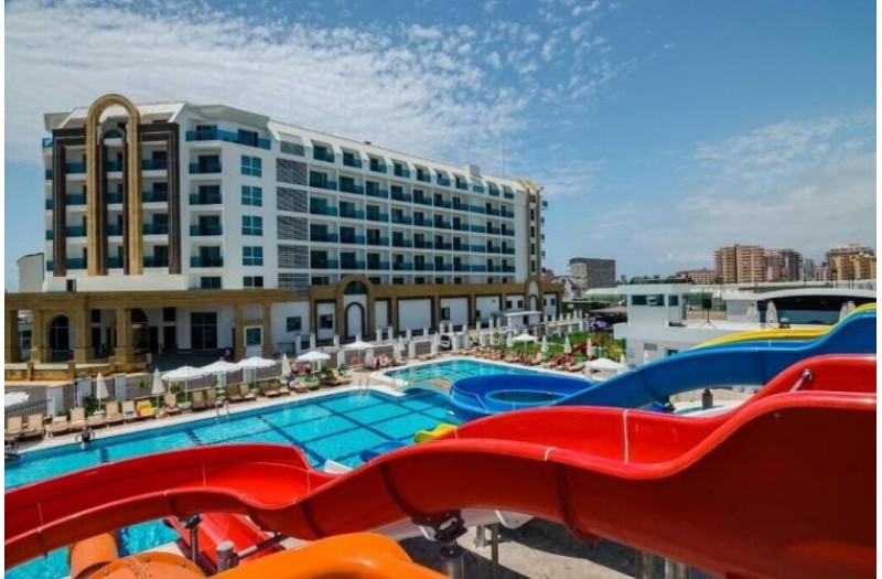 Готель The Lumos Deluxe Resort Hotel Spa, 5★
