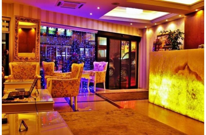 Готель The Newport Hotel, 3★