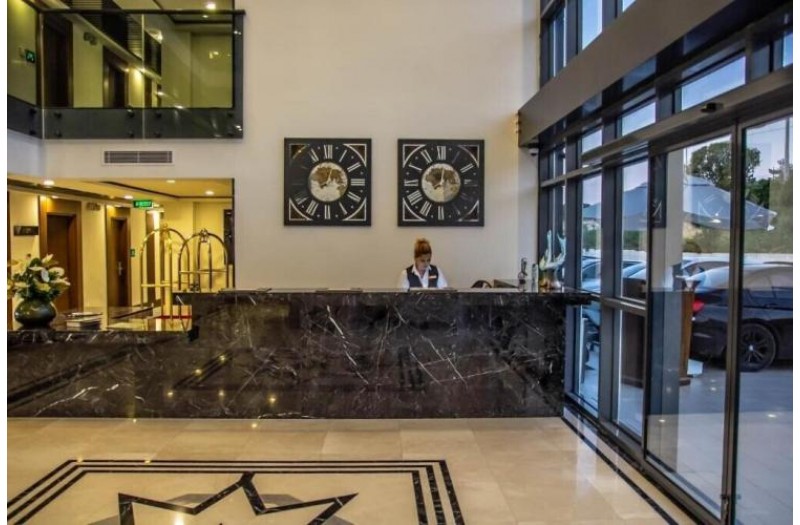 Готель The Nowness Hotel, 5★ Готель The Nowness Hotel, 5★