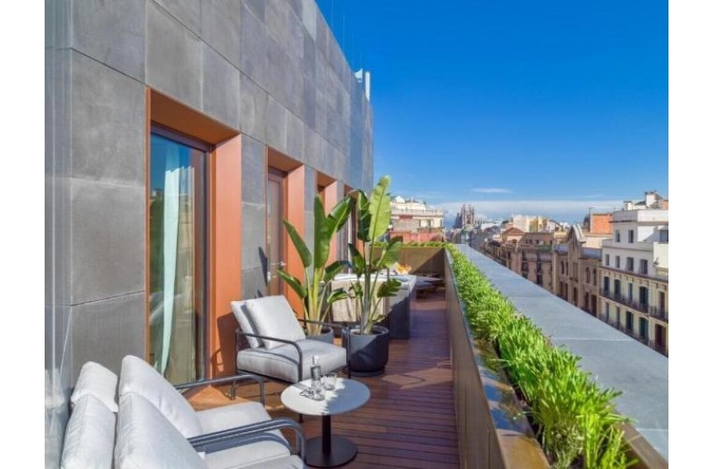 Готель The One Barcelona, 5★