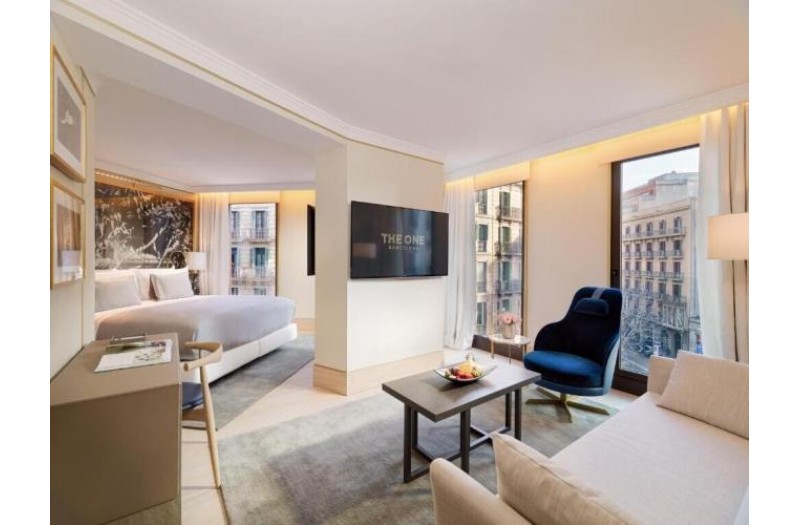 Готель The One Barcelona, 5★