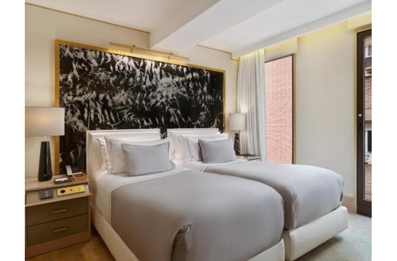 Готель The One Barcelona, 5★