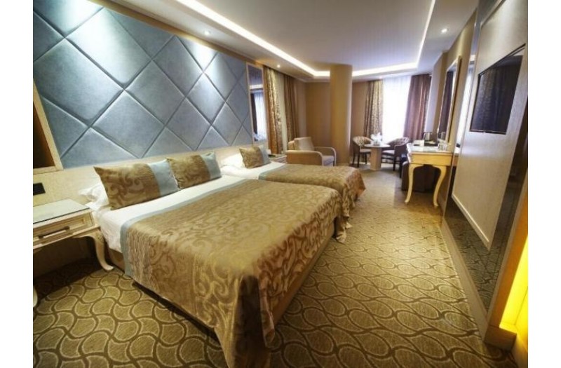 Готель The Parma Hotel Downtown (ex. Black Bird), 4★ Готель The Parma Hotel Downtown (ex. Black Bird), 4★