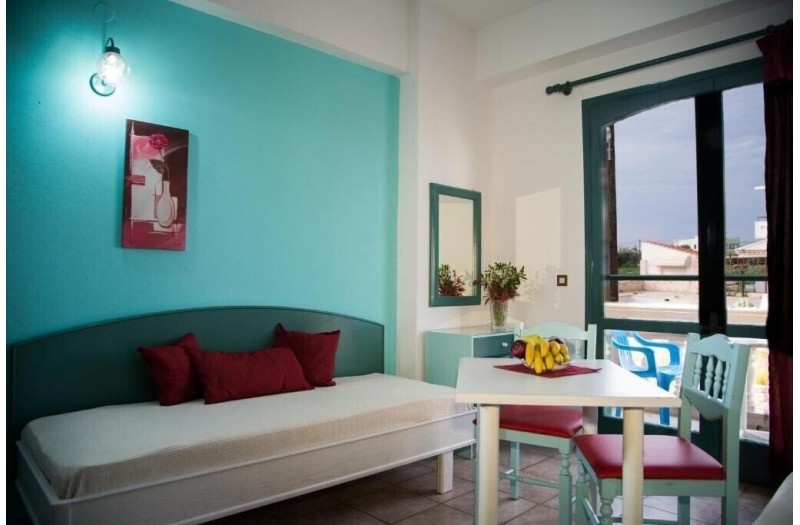 Готель Theoni Apartments, 1★ Готель Theoni Apartments, 1★