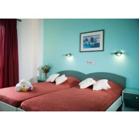 Готель Theoni Apartments, 1★
