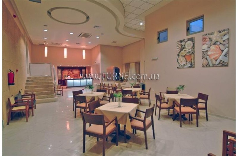 Готель Triton Hotel, 3★ Готель Triton Hotel, 3★