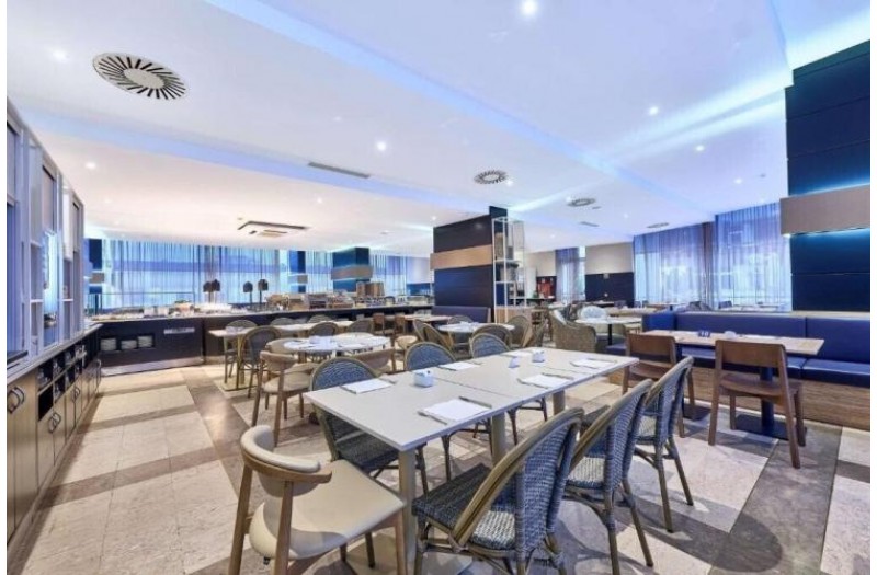 Готель Tryp Lisboa Caparica Mar Hotel, 4★ Готель Tryp Lisboa Caparica Mar Hotel, 4★