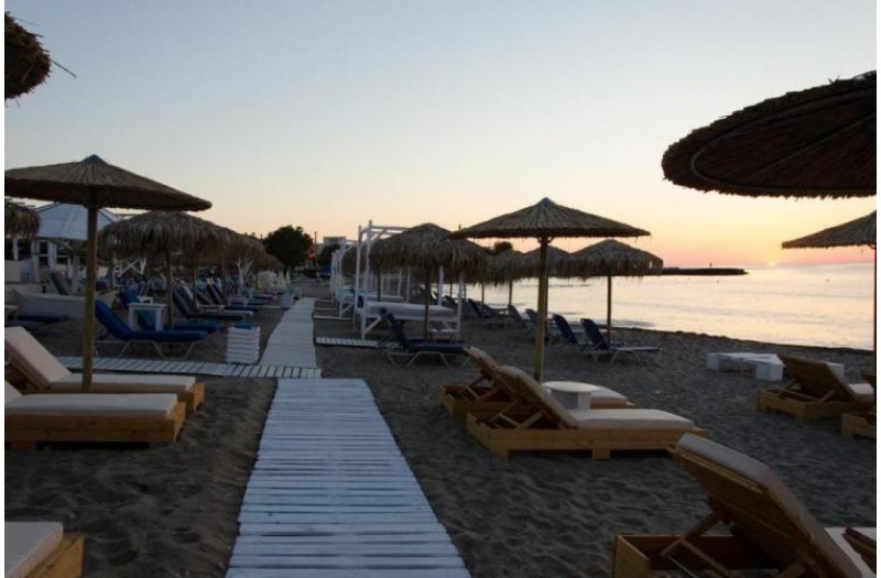 Готель Tsalos Beach Hotel, апартаменты★