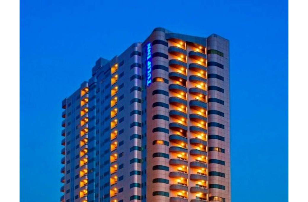 Готель Tulip Inn Royal Suites Ajman Apartments, 3★