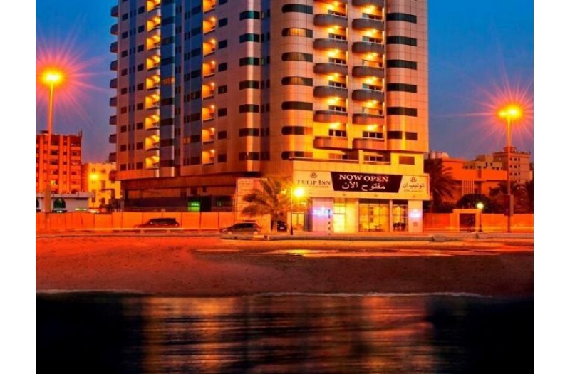 Готель Tulip Inn Royal Suites Ajman Apartments, 3★