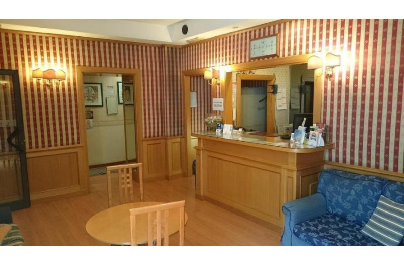 Готель Urbis Hotel, 2★ Готель Urbis Hotel, 2★