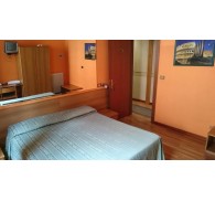 Готель Urbis Hotel, 2★