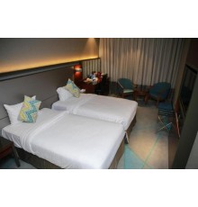 Готель Versailles By Raviz Hotel, 4★
