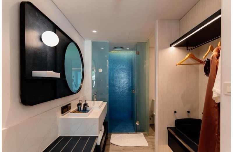 Готель Verso Hua Hin, 5★