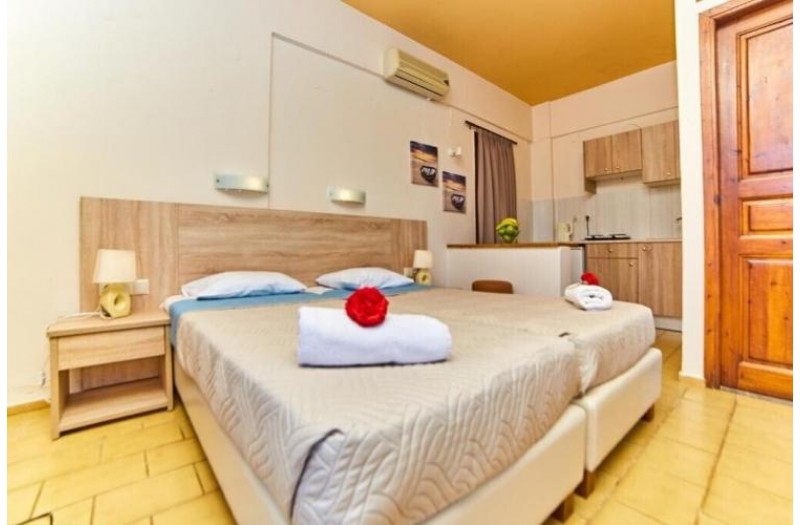 Готель Villa Diasselo Apartments, 2★