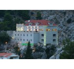 Готель Villa Dvor Hotel, 3★