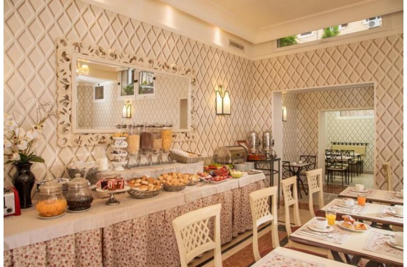 Готель Villa Glori, 4★