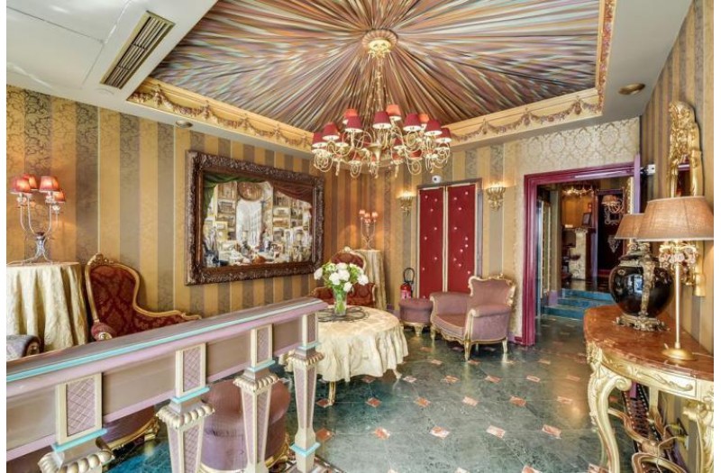 Готель Villa Royale, 4★