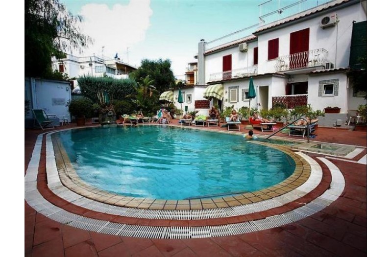 Готель Villa Tina, 3★