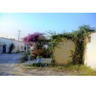 Готель Violetta Hotel Apartments, 2★