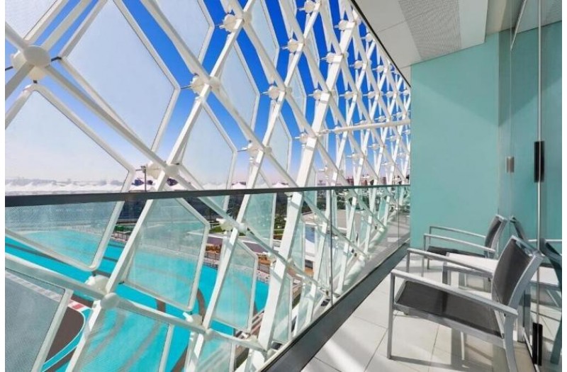 Готель W Abu Dhabi - Yas Island (ex. Yas Hotel Abu Dhabi), 5★