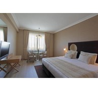 Готель Wow Airport Hotel, 4★