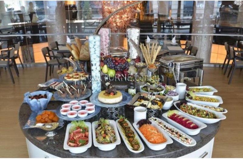 Готель Wyndham Istanbul Petek, 5★