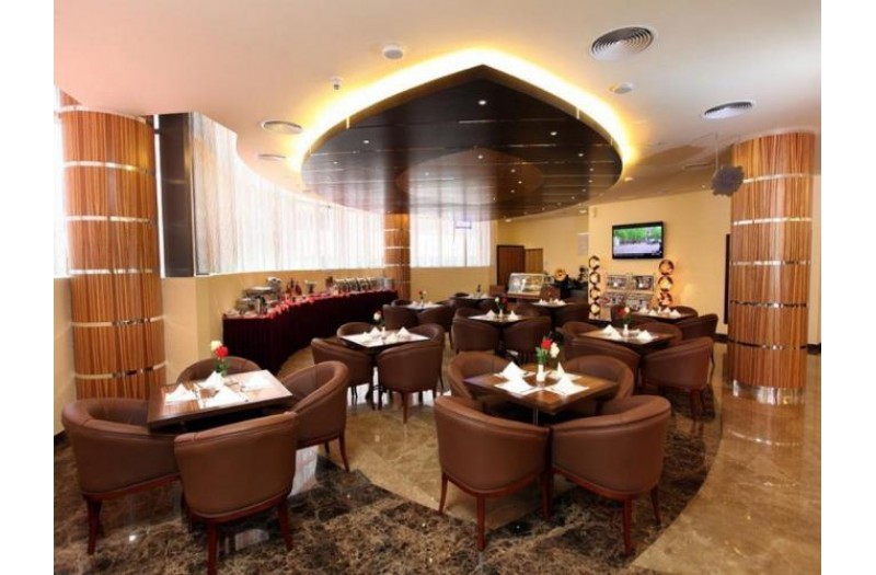 Готель Xclusive Maples Hotel Apartment, 4★