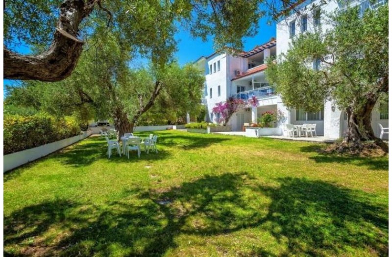 Готель Xenios Faros Apt, 2★ Готель Xenios Faros Apt, 2★