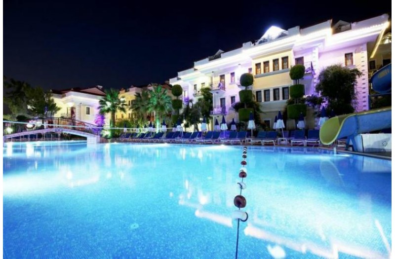 Готель Yel Holiday Resort, 3★