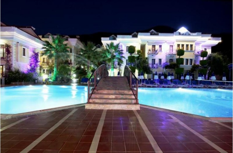 Готель Yel Holiday Resort, 3★