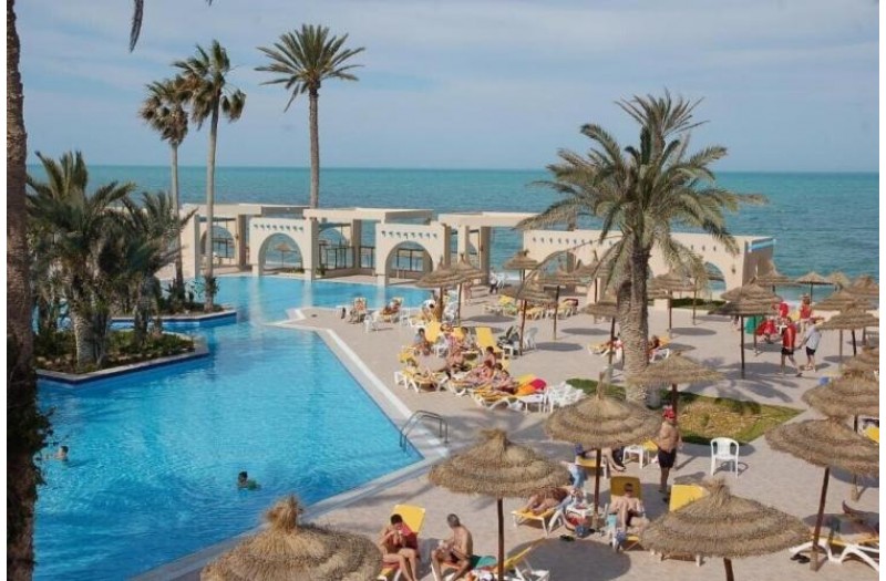 Готель Zita Beach Resort, 4★