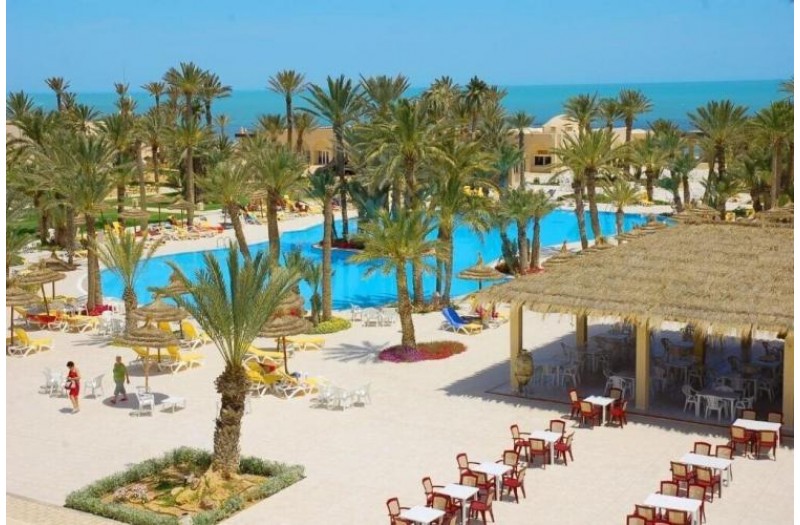 Готель Zita Beach Resort, 4★