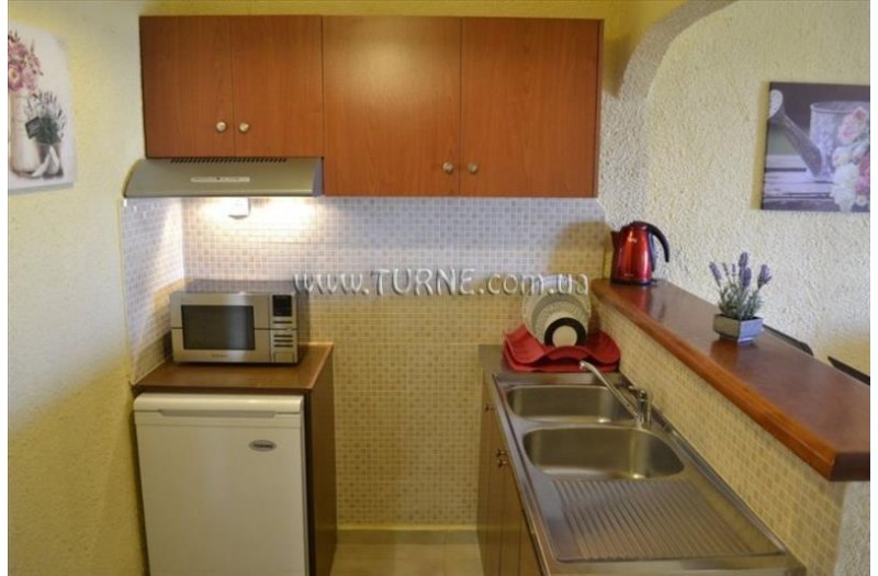 Готель Zorbas Village Hotel, 2★