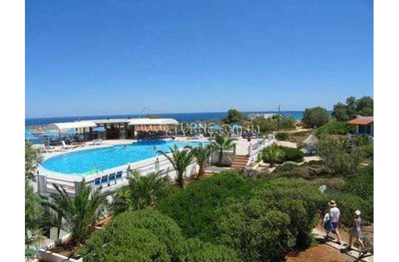 Готель Zorbas Village Hotel, 2★